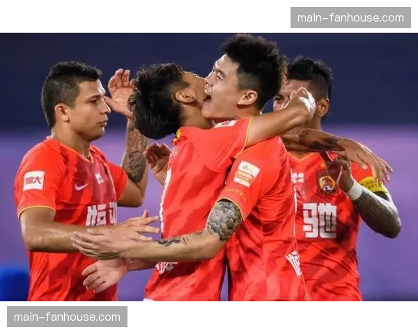 中超联赛全年仅设3轮周中赛，第7轮、第10轮、第13轮为工作日比赛