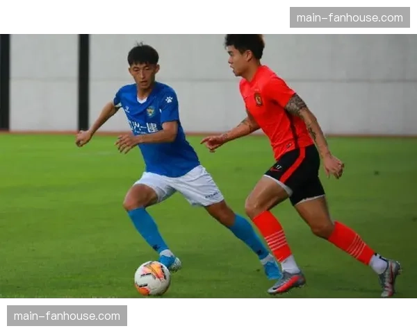 “热身赛：长春亚泰1-1战平韩国K2球队，谭龙破门”